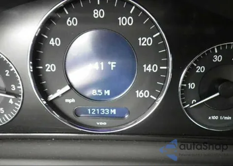 2009 Mercedes-Benz Clk350 z USA, uszkodzony, nr VIN WDBTK56F59T102338